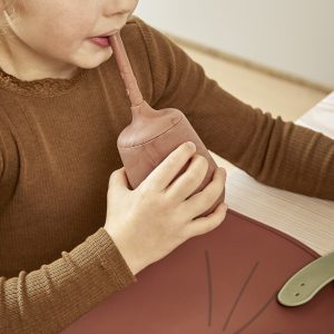 puodeliai vaikams, vaikiškas puodelis, vaikiški puodeliai, mokomasis puodelis, puodelis kūdikiui, silikoninis puodelis, gertuvė kūdikiui, pirmasis puodelis kūdikiui