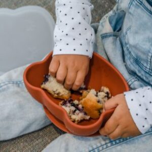 silikona trauki bērniem, bērnu trauki, trauki bērniem, bērnu trauku komplekts, šķīvis, silikona šķīvis bērniem, trauku komplekts bērniem