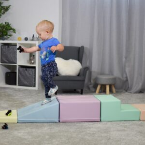 Soft Play 5 putu bloku komplekts - gaišs pasteļkrāsas kāpējs stūrī